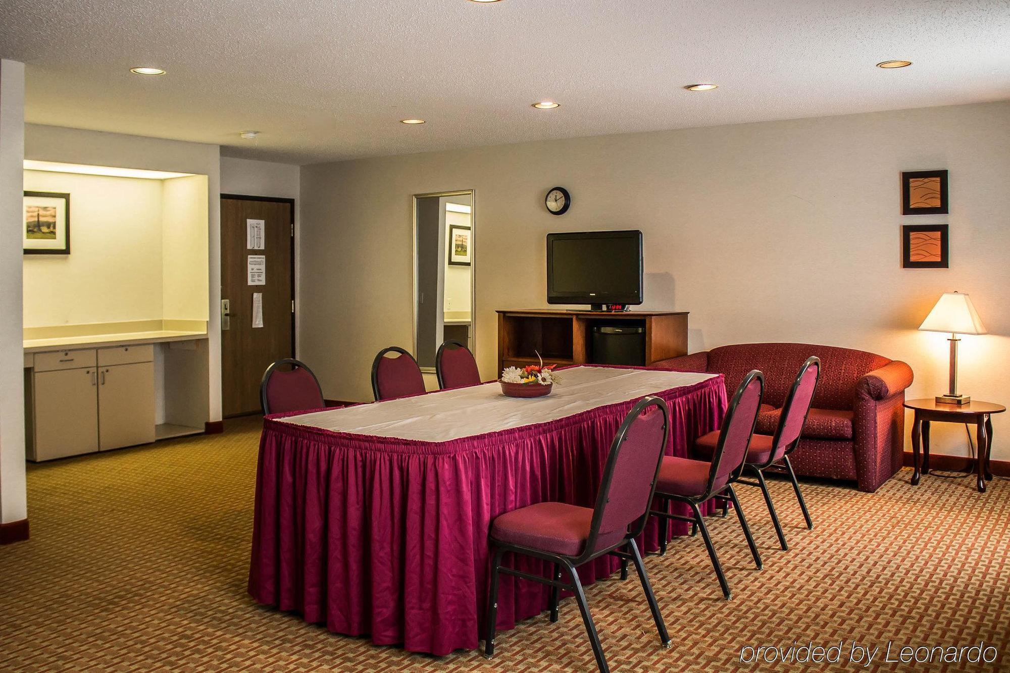 Quality Inn East Liverpool Extérieur photo